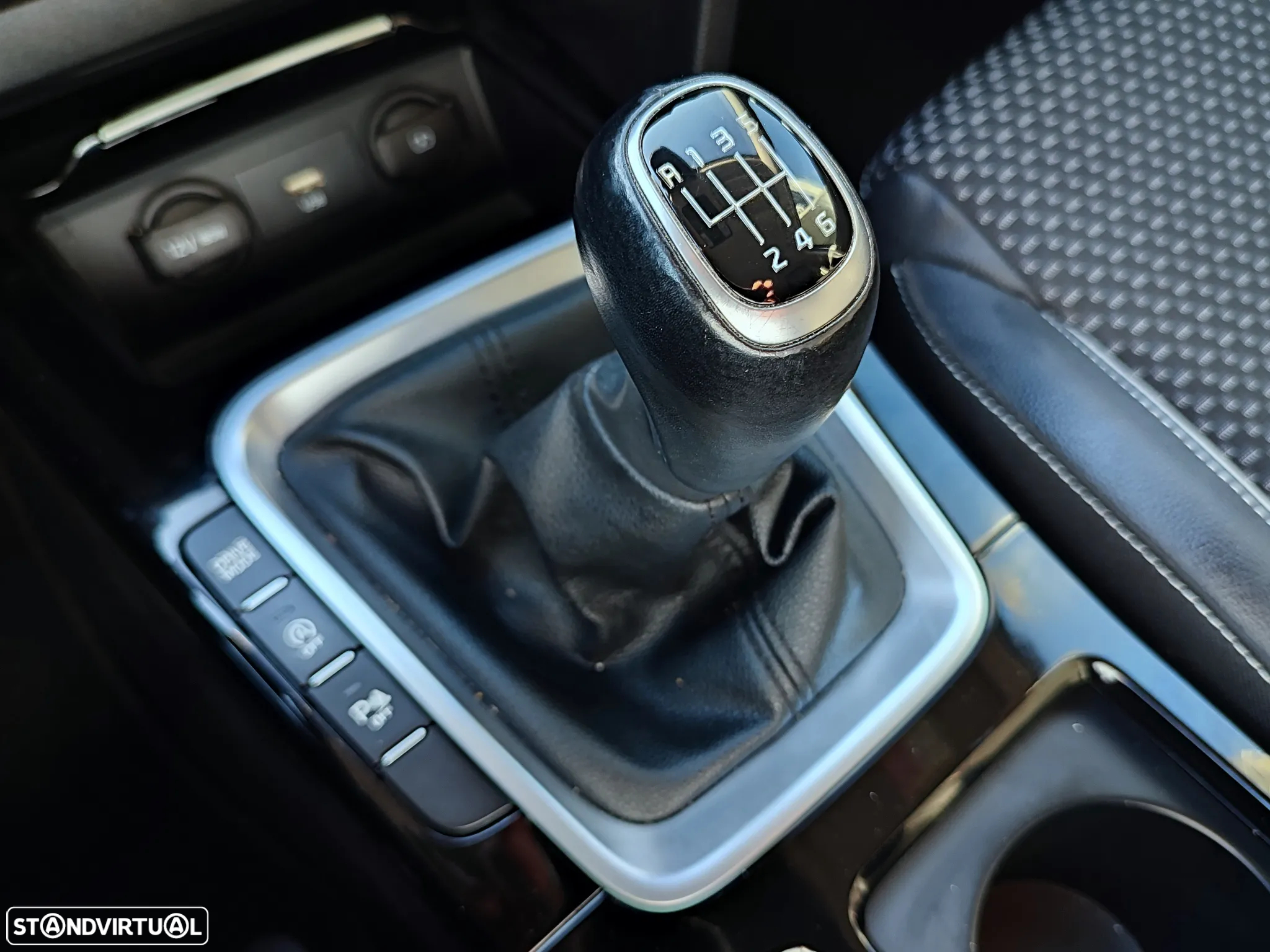 Kia XCeed 1.6 CRDi MHEV Tech - 18