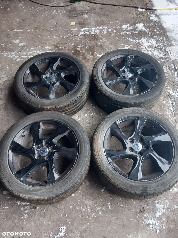 koła  felgi 17 volvo v40 v60 s60 225/50/17 5x108 - 2
