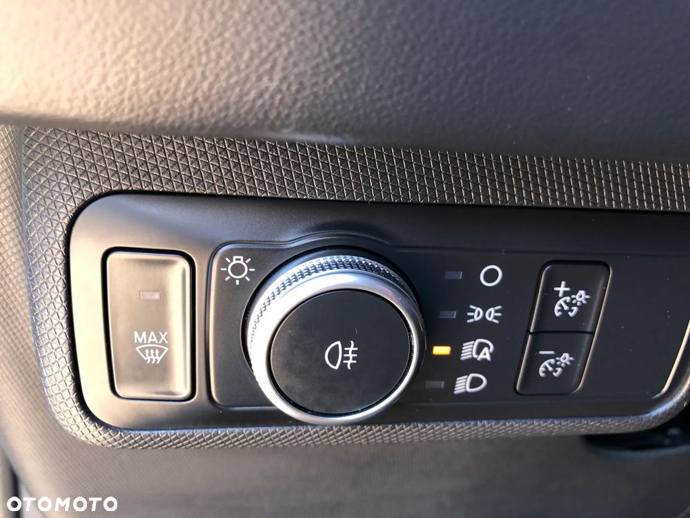 Ford Mustang Mach-E - 17