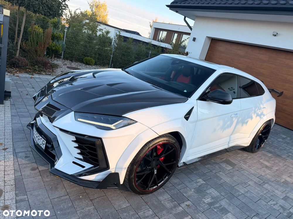 Lamborghini Urus Standard - 12