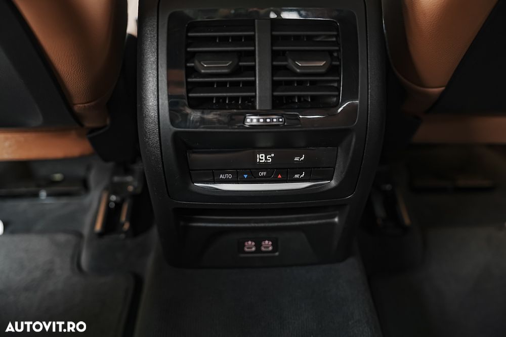 BMW X4 xDrive20i AT M Sport - 30