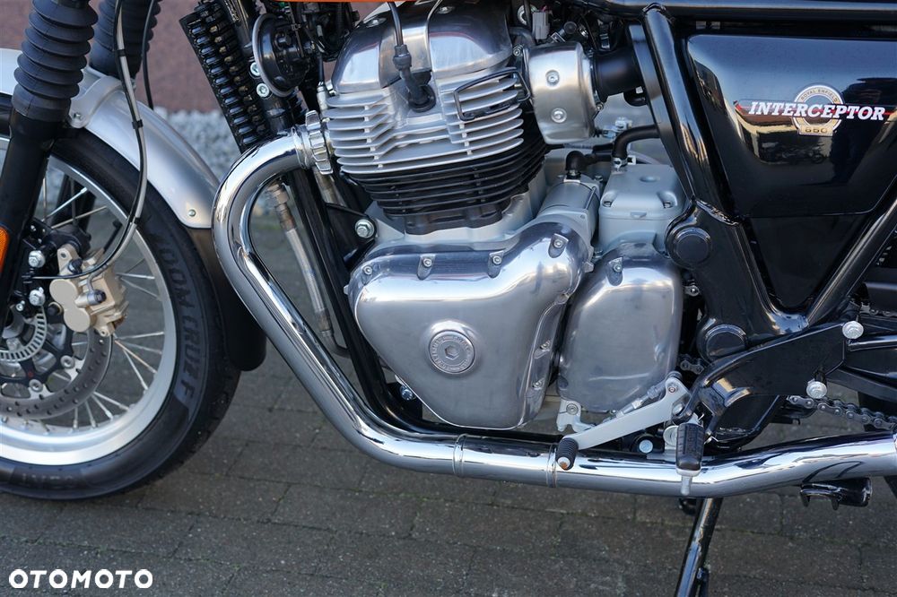 Royal Enfield Interceptor - 29