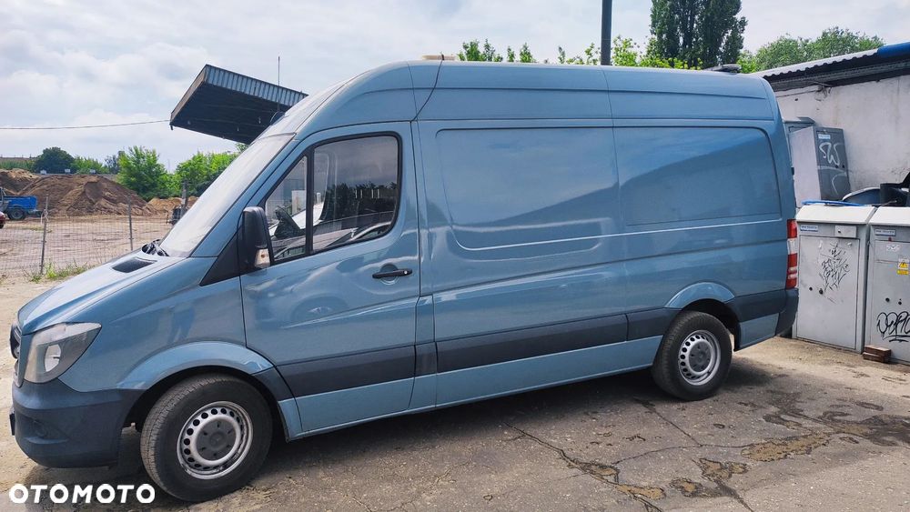 Mercedes-Benz Sprinter - 4
