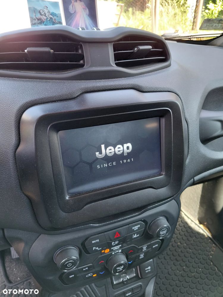Jeep Renegade 1.3 GSE T4 Turbo Limited FWD S&S - 8