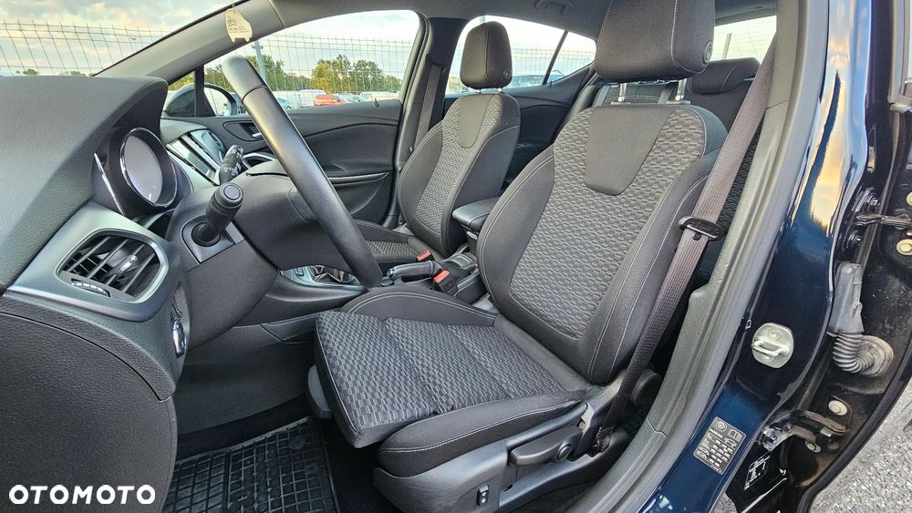 Opel Astra V 1.6 CDTI Enjoy S&S - 13