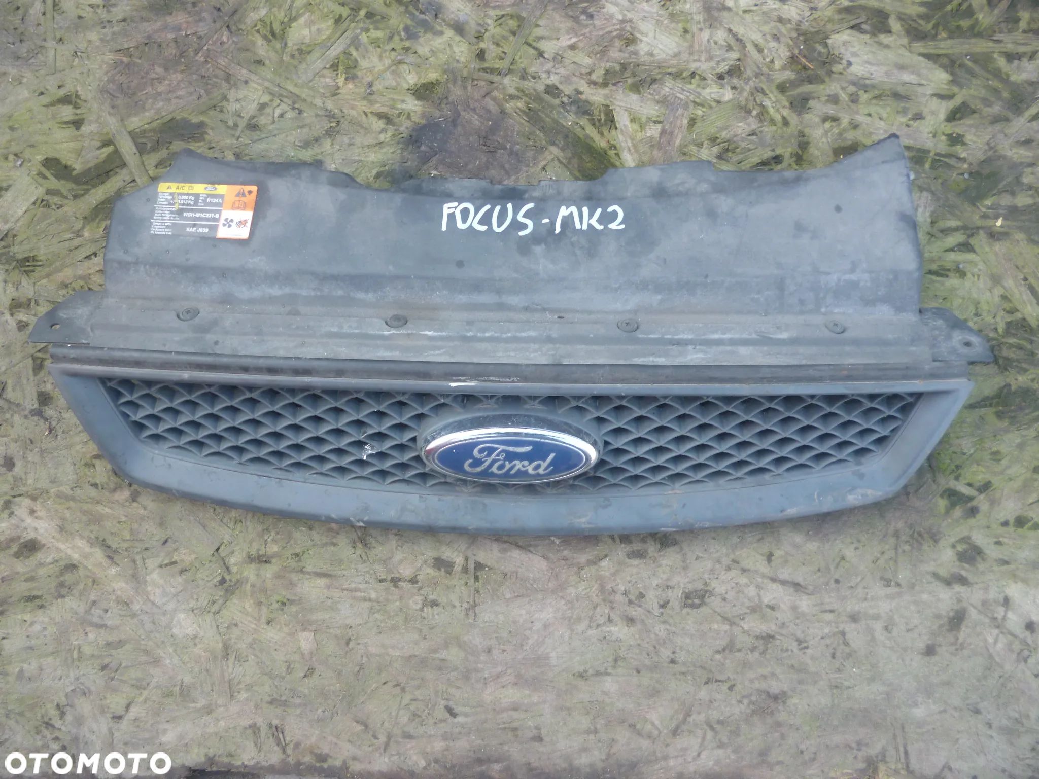 FORD FOCUS MK2 GRILL ATRAPA - 1
