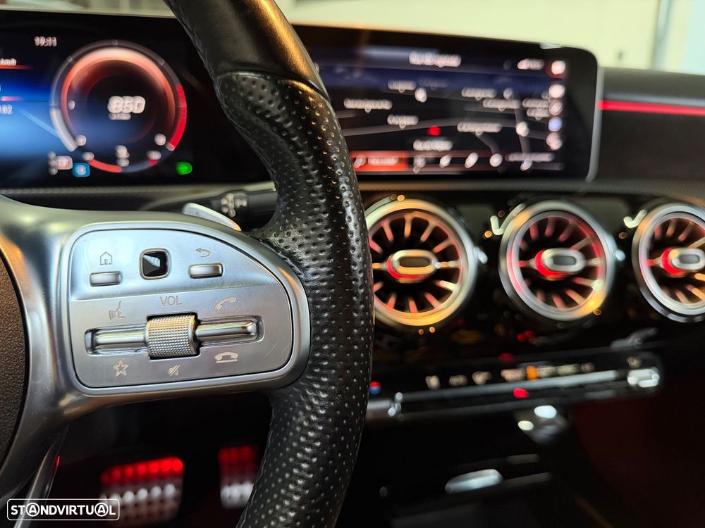 Mercedes-Benz A 180 d 7G-DCT AMG Line - 30