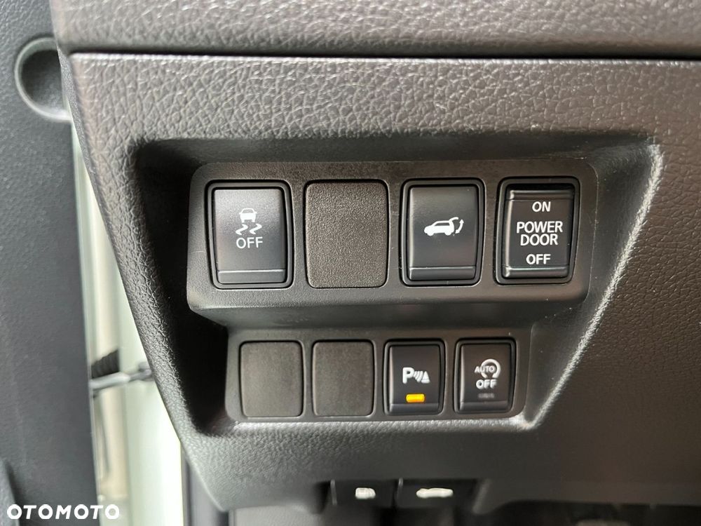 Nissan X-Trail 1.6 DCi Tekna 4WD - 19
