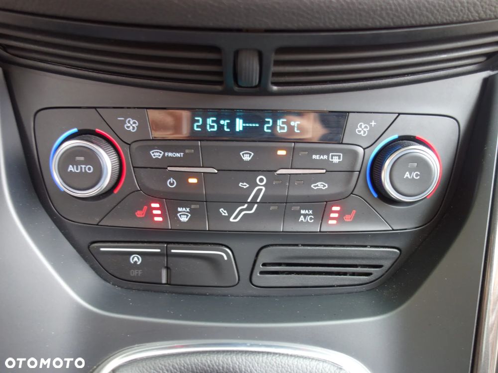 Ford C-MAX 1.5 TDCi Start-Stop-System Titanium - 25