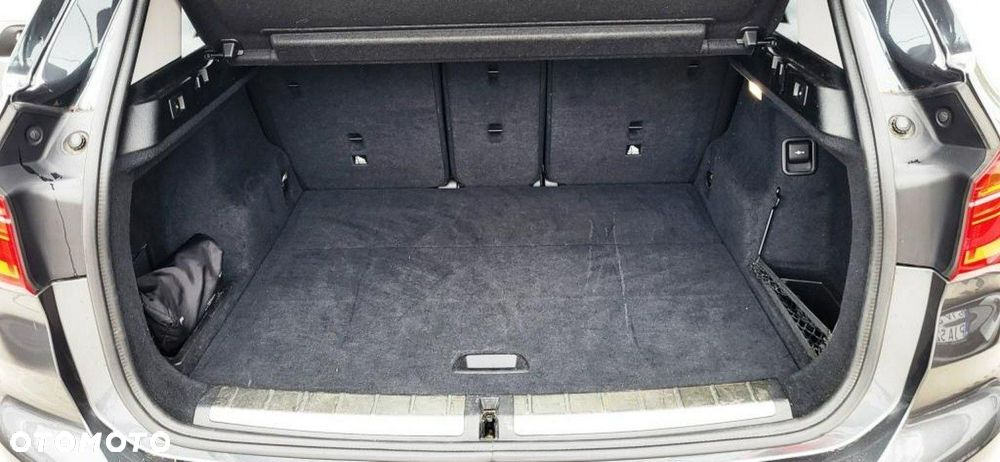 BMW X1 sDrive18i - 14