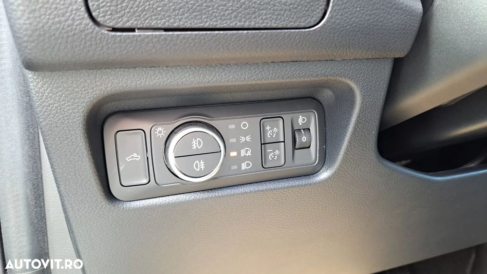 Ford Ranger Pick-Up 2.0 TD 205 CP 10AT 4x4 Double Cab Limited - 36