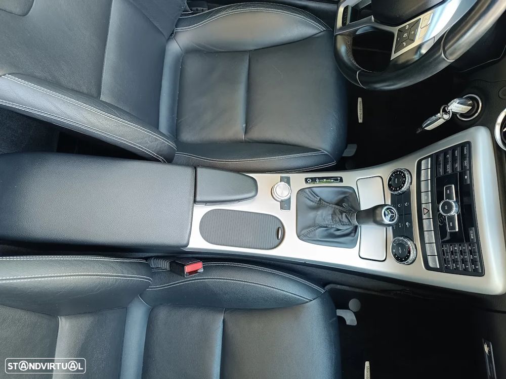 Mercedes-Benz SLK 200 (BlueEFFICIENCY) 7G-TRONIC - 18