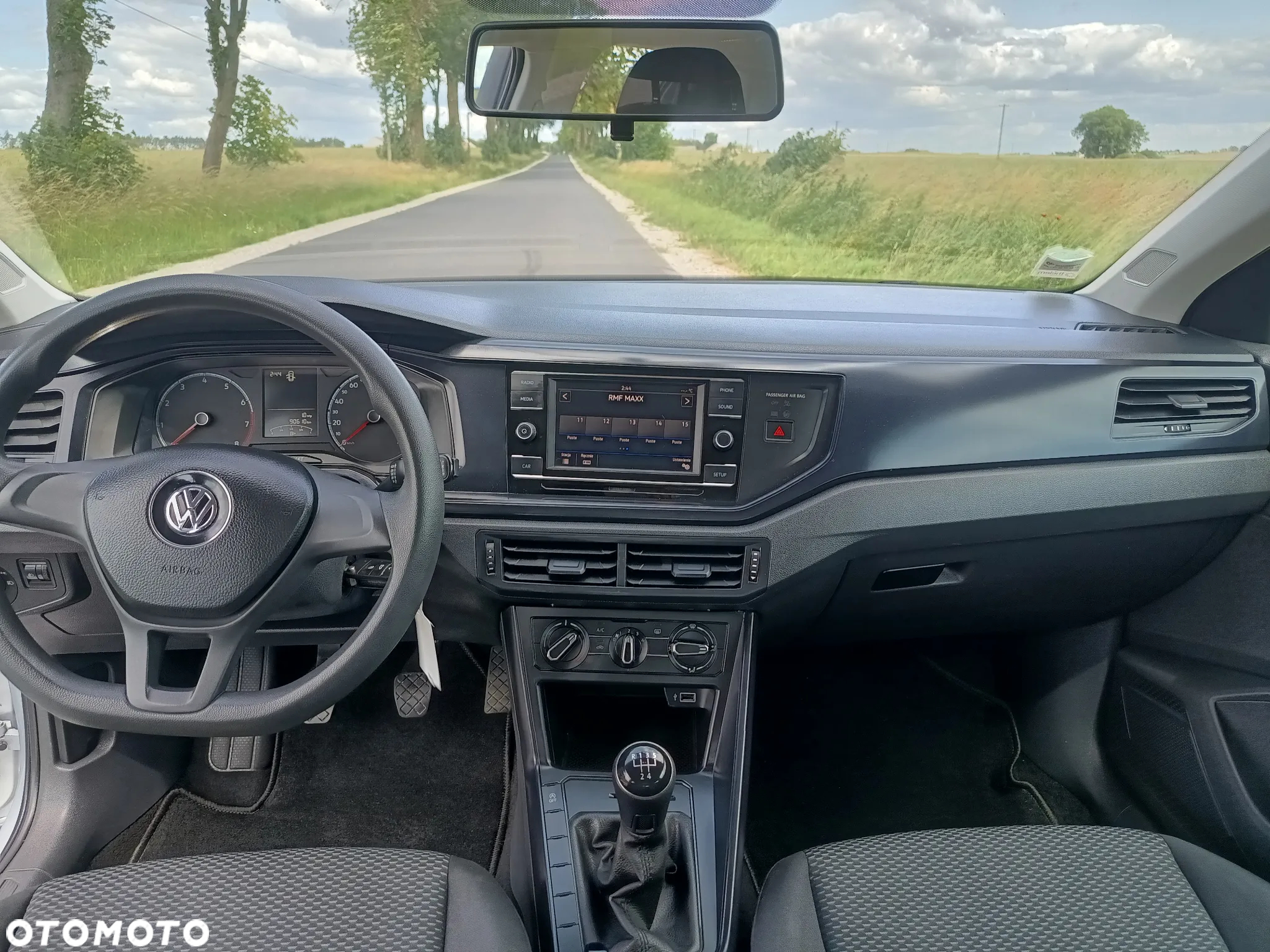 Volkswagen Polo - 10