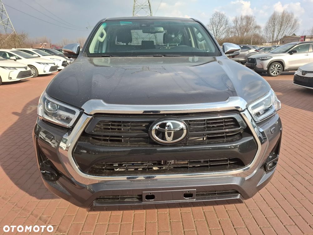 Toyota Hilux 2.8 D-4D mHEV Double Cab Executive 4x4 - 4