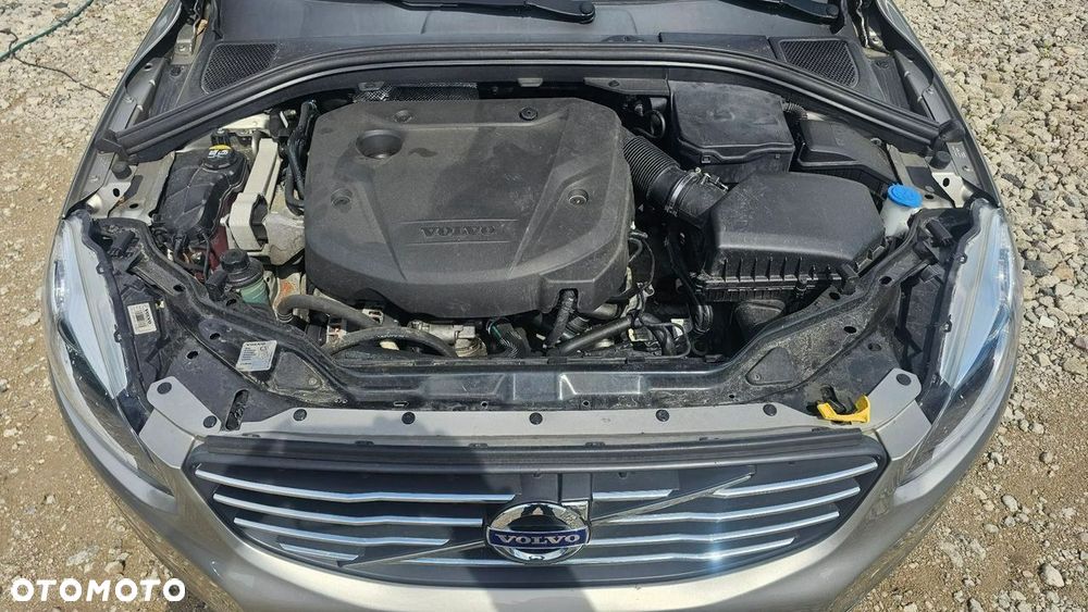 Volvo XC 60 D3 Geartronic Momentum - 27