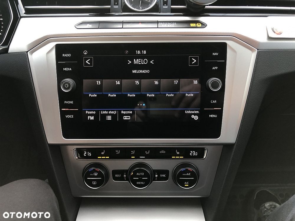 Volkswagen Passat 2.0 TDI BMT Comfortline DSG - 14