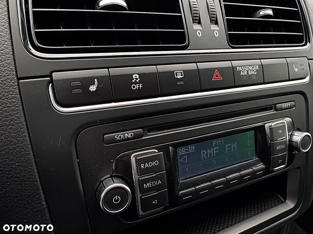 Volkswagen Polo - 11