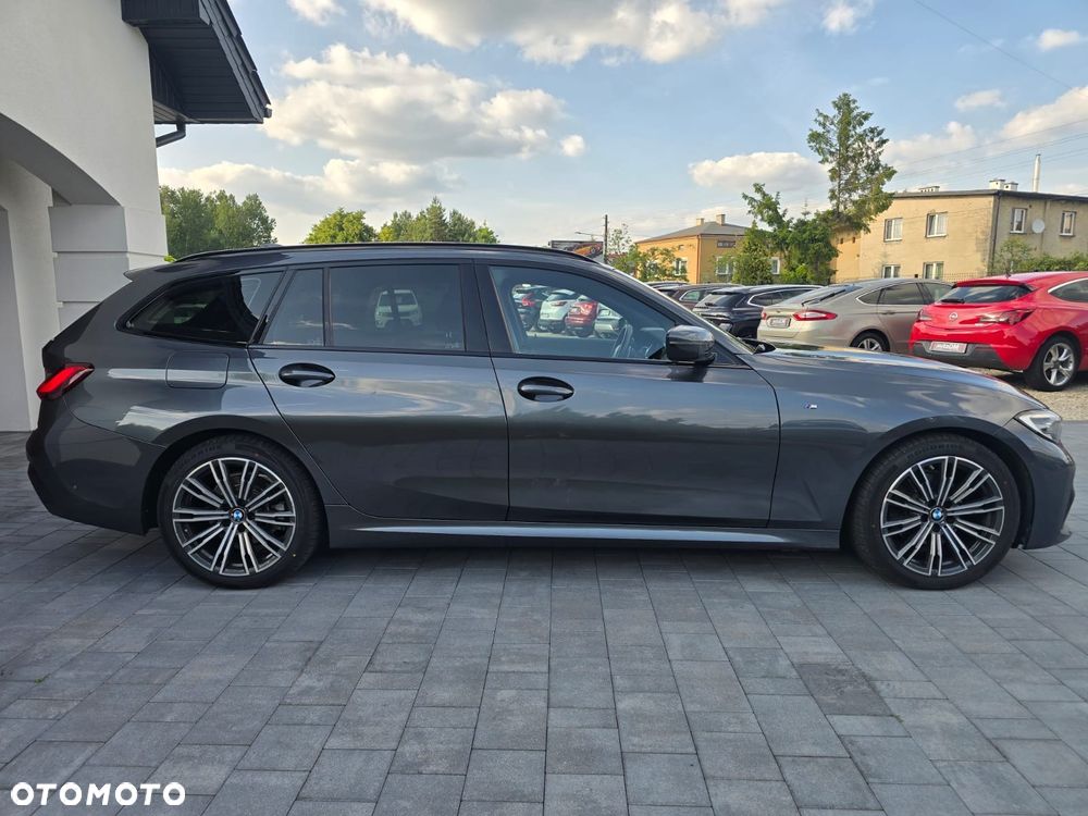 BMW Seria 3 320d xDrive M Sport Shadow sport - 8