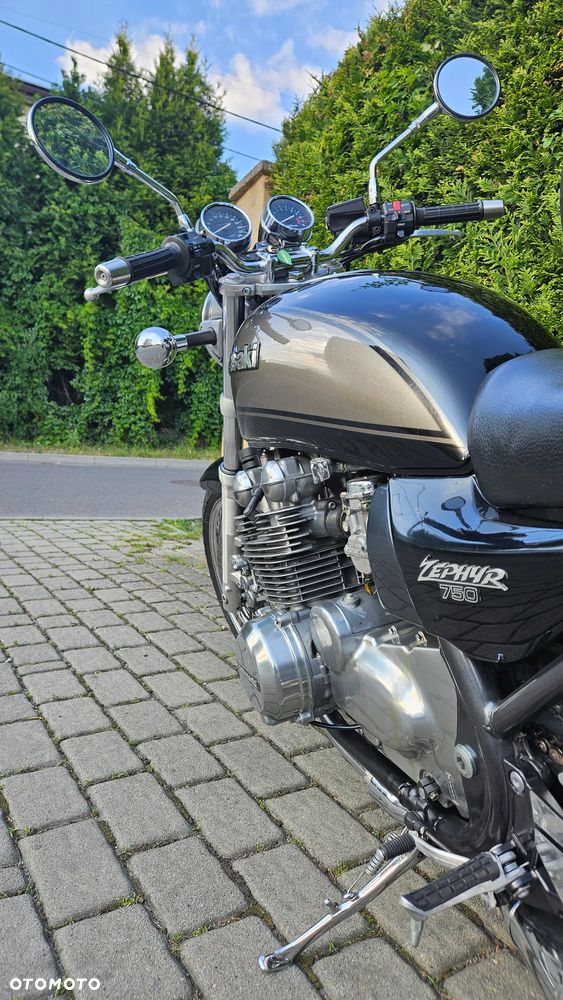 Kawasaki Zephyr - 16