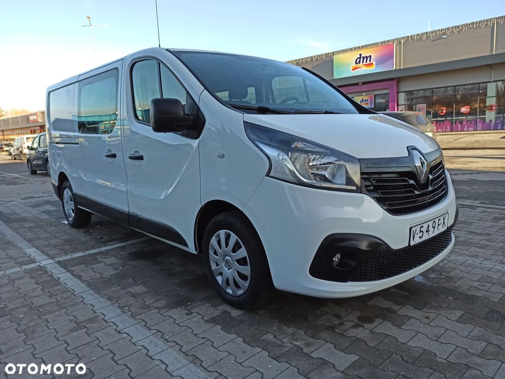 Renault Trafic - 25