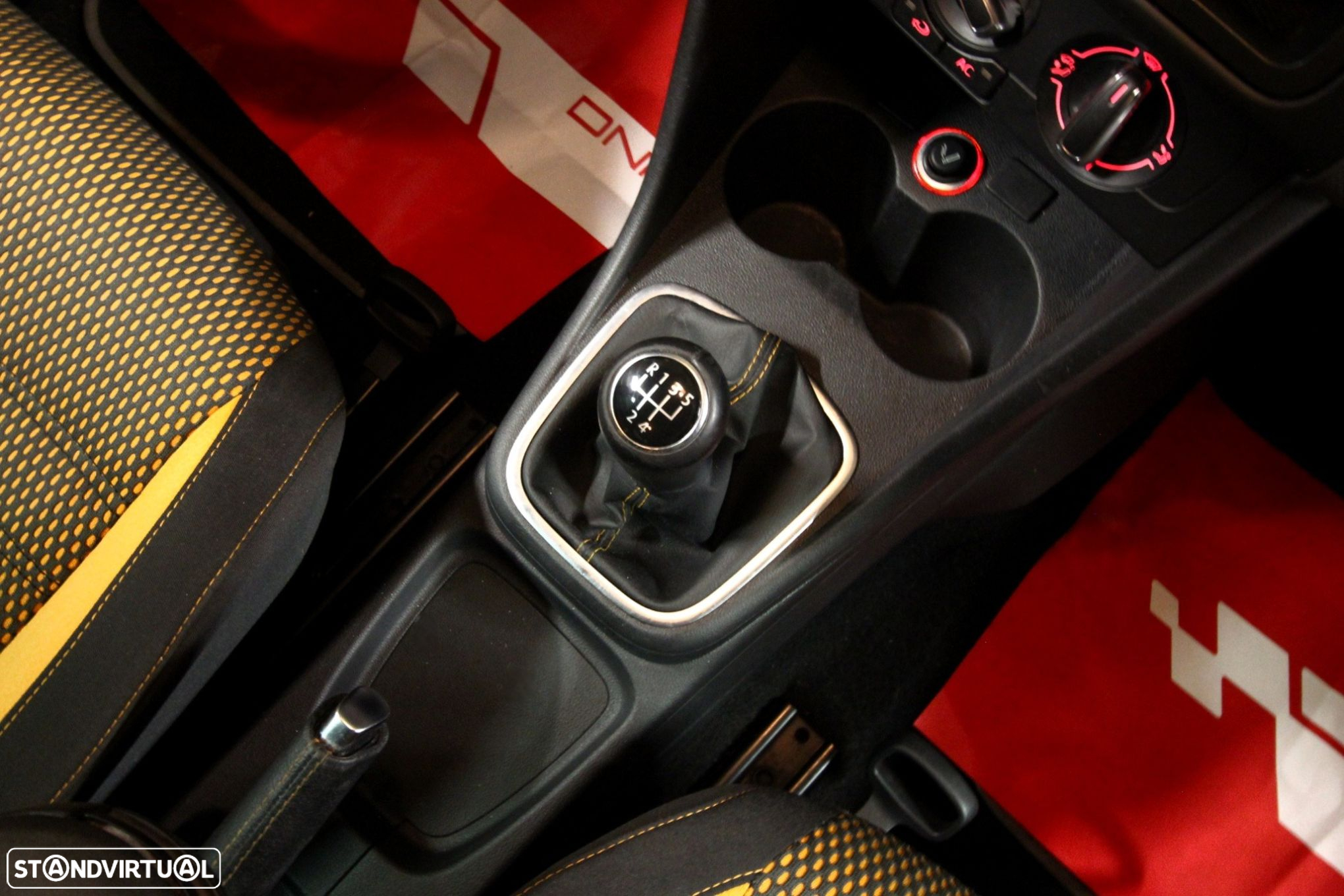 VW Polo - 8