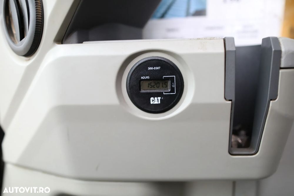 Caterpillar 329 ELR - 15