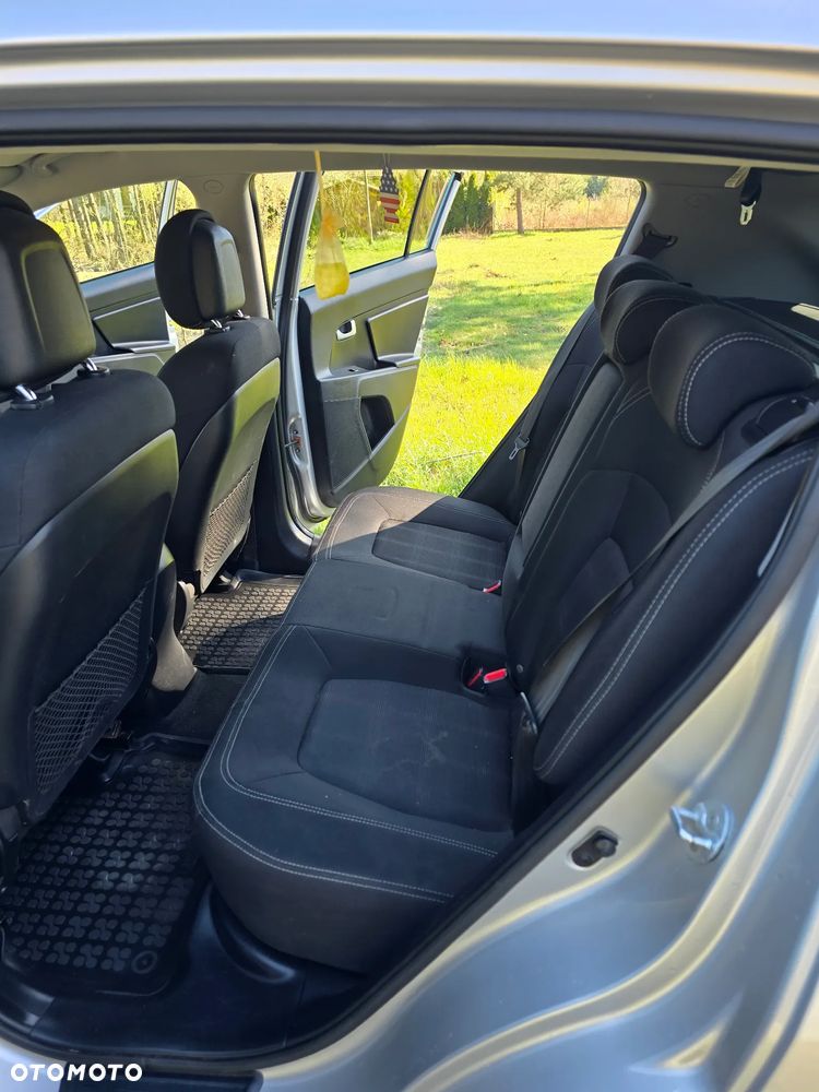 Kia Sportage 1.7 CRDI 2WD ISG Spirit - 23