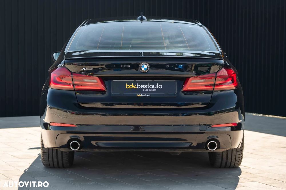 BMW Seria 5 520d xDrive AT - 11