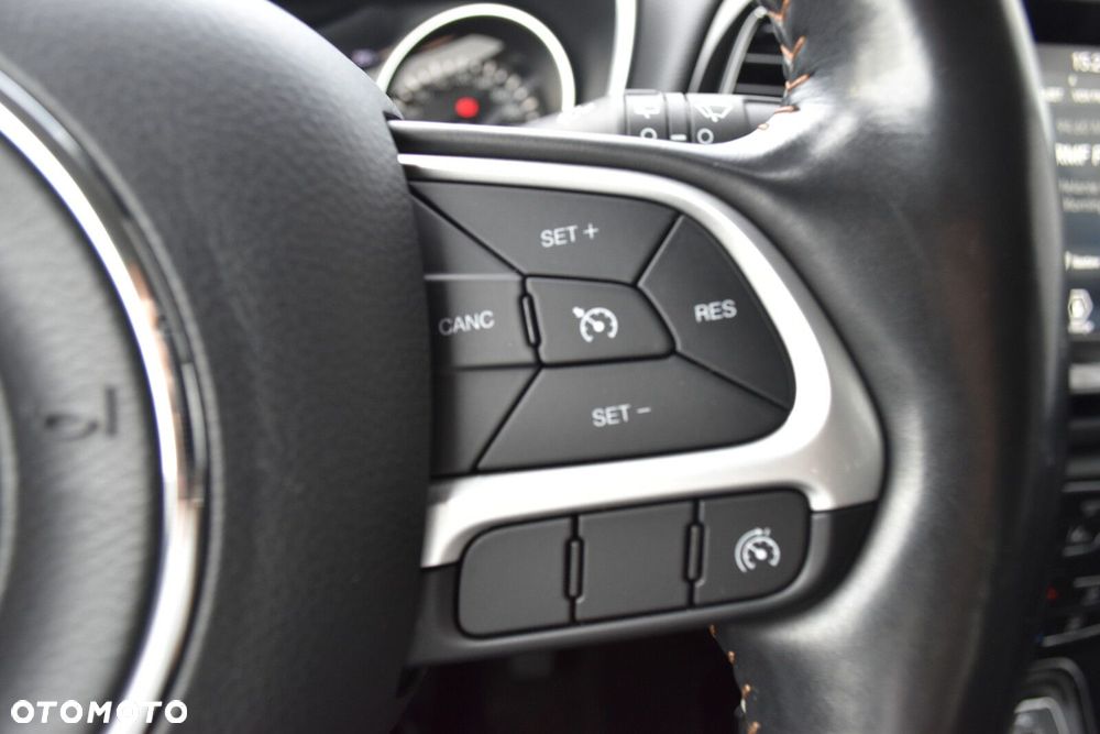 Jeep Compass 1.3 TMair Limited FWD S&S DDCT - 13