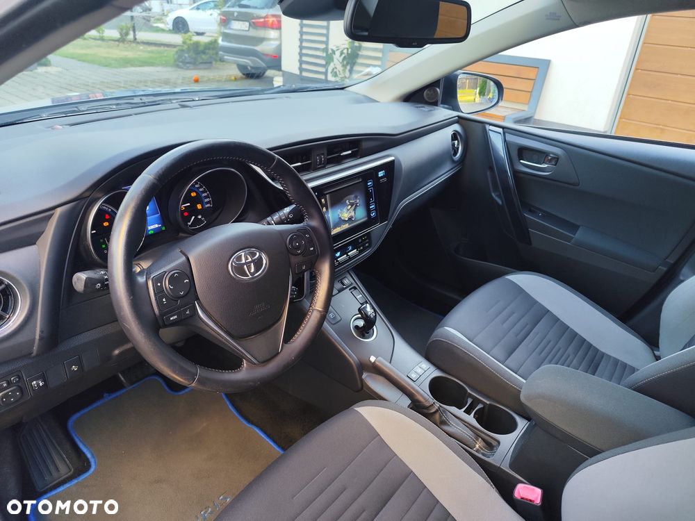 Toyota Auris 1.8 HSD Luna - 28