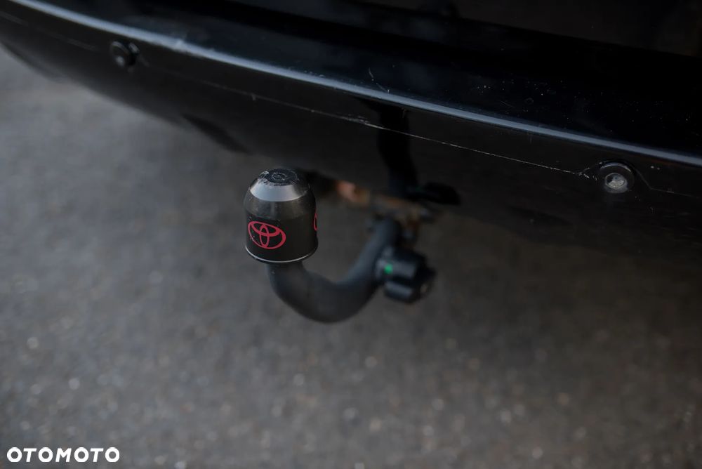 Toyota RAV4 2.2 D-CAT X - 9