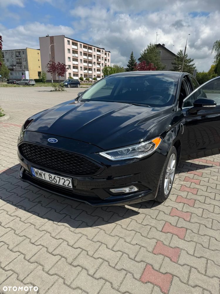 Ford Fusion - 4