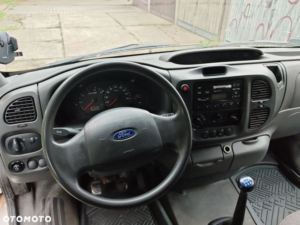 Ford Transit - 7