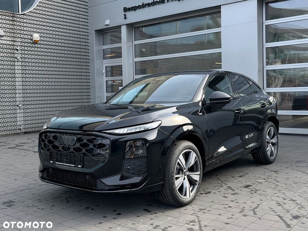 Audi Q3 Sportback - 14
