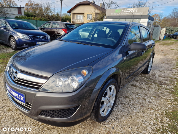 Opel Astra 1.4 Caravan Edition