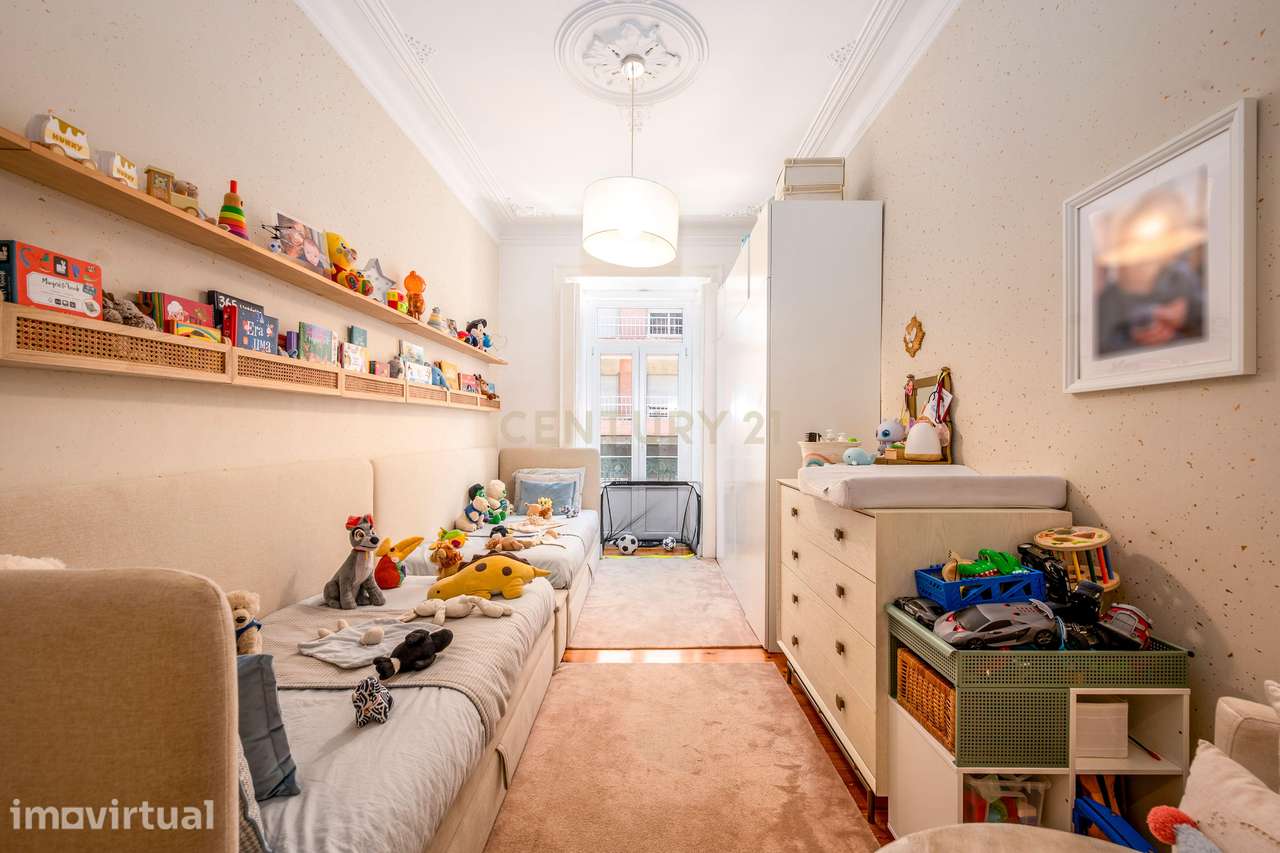 Elegância e conforto em Alcântara | T2+2 com suíte, closet e 2 casas - Grande imagem: 5/20