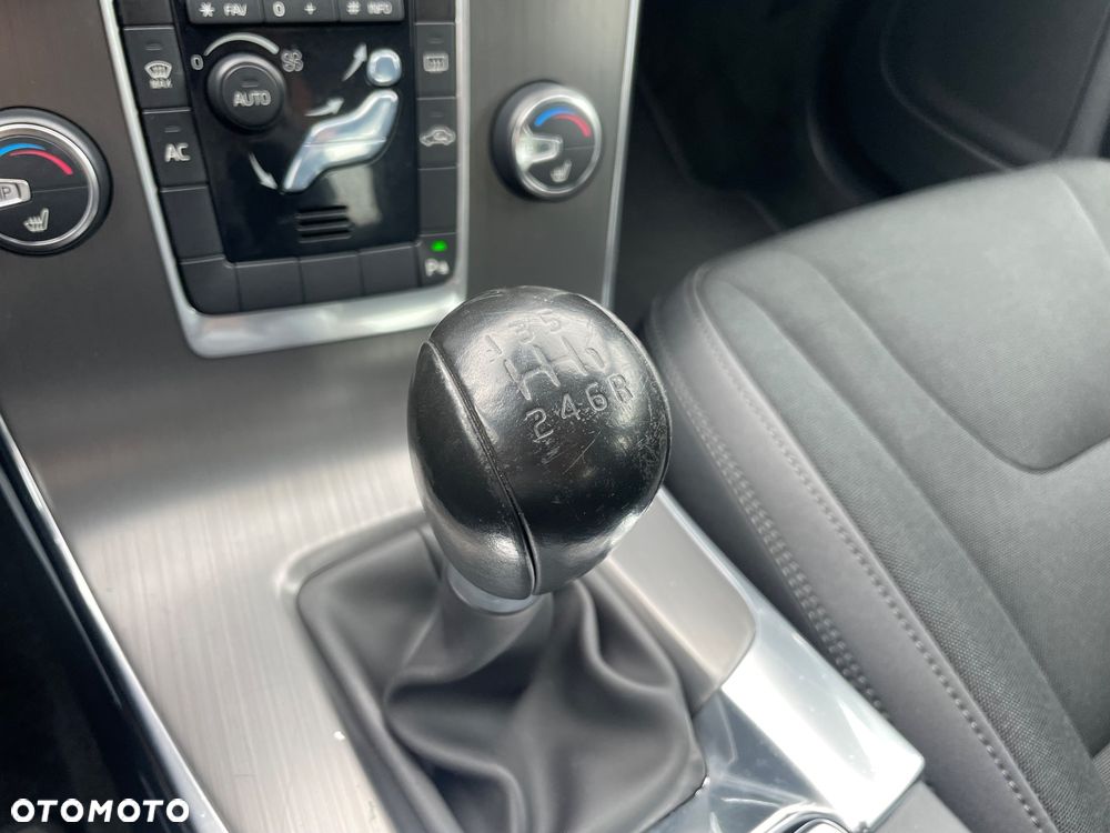 Volvo S60 D3 Summum - 15