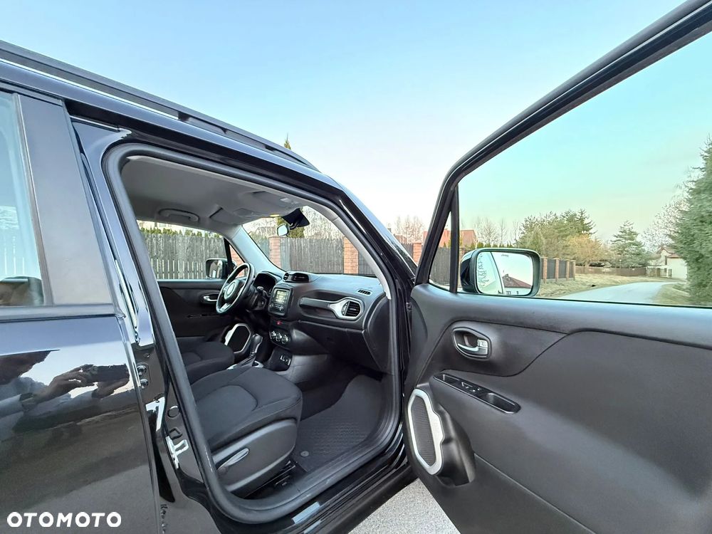 Jeep Renegade 1.4 MultiAir Limited FWD S&S - 23