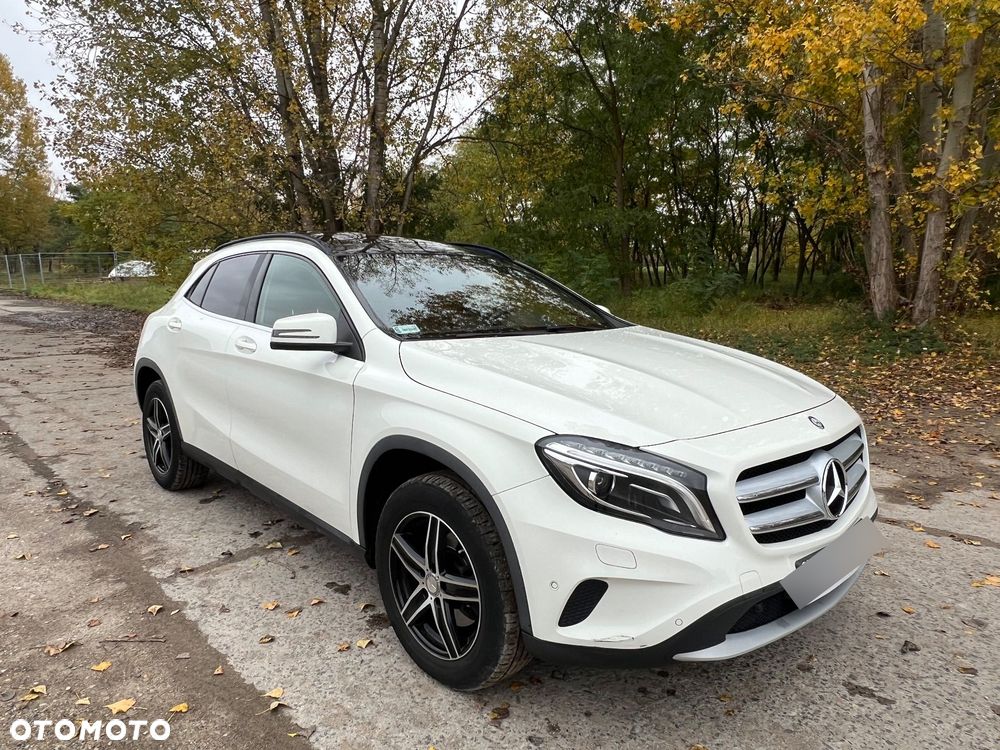 Mercedes-Benz GLA - 5