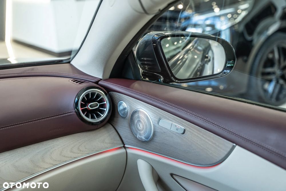 Mercedes-Benz Klasa E - 38