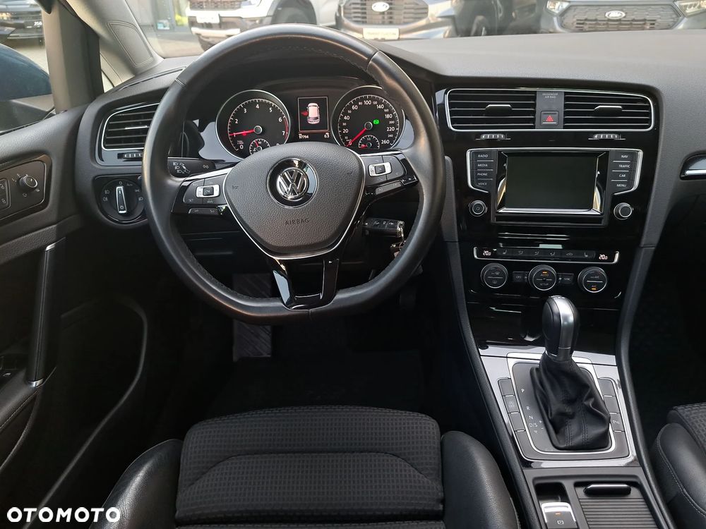 Volkswagen Golf 1.4 TSI BMT Highline DSG - 12