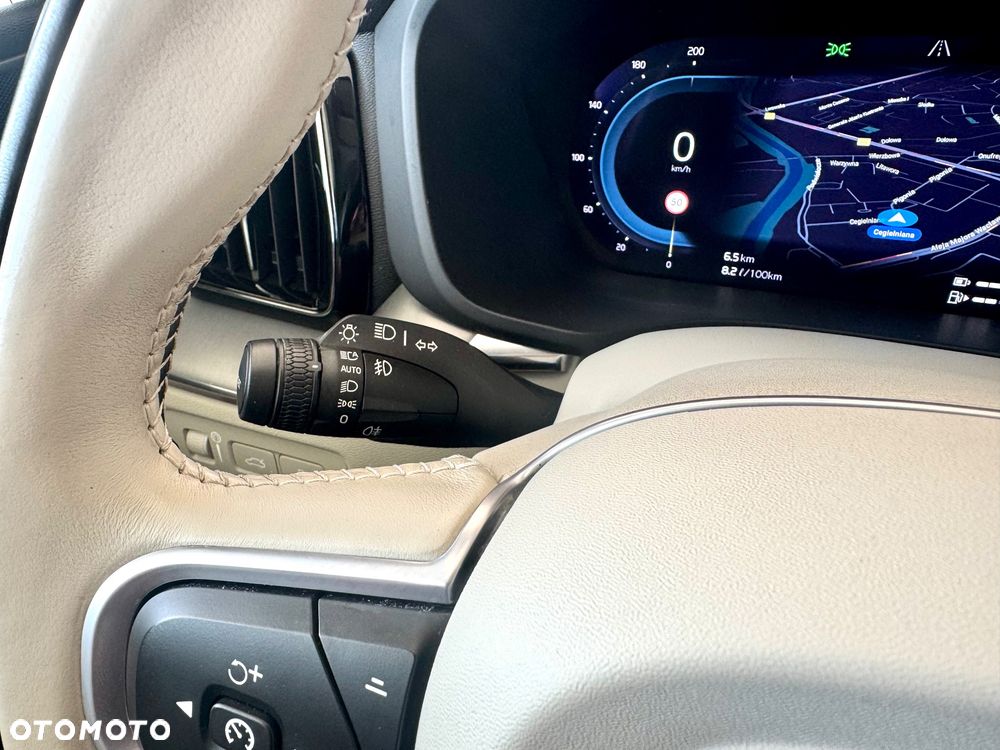 Volvo XC 60 T6 AWD Recharge Geartronic Inscription - 21