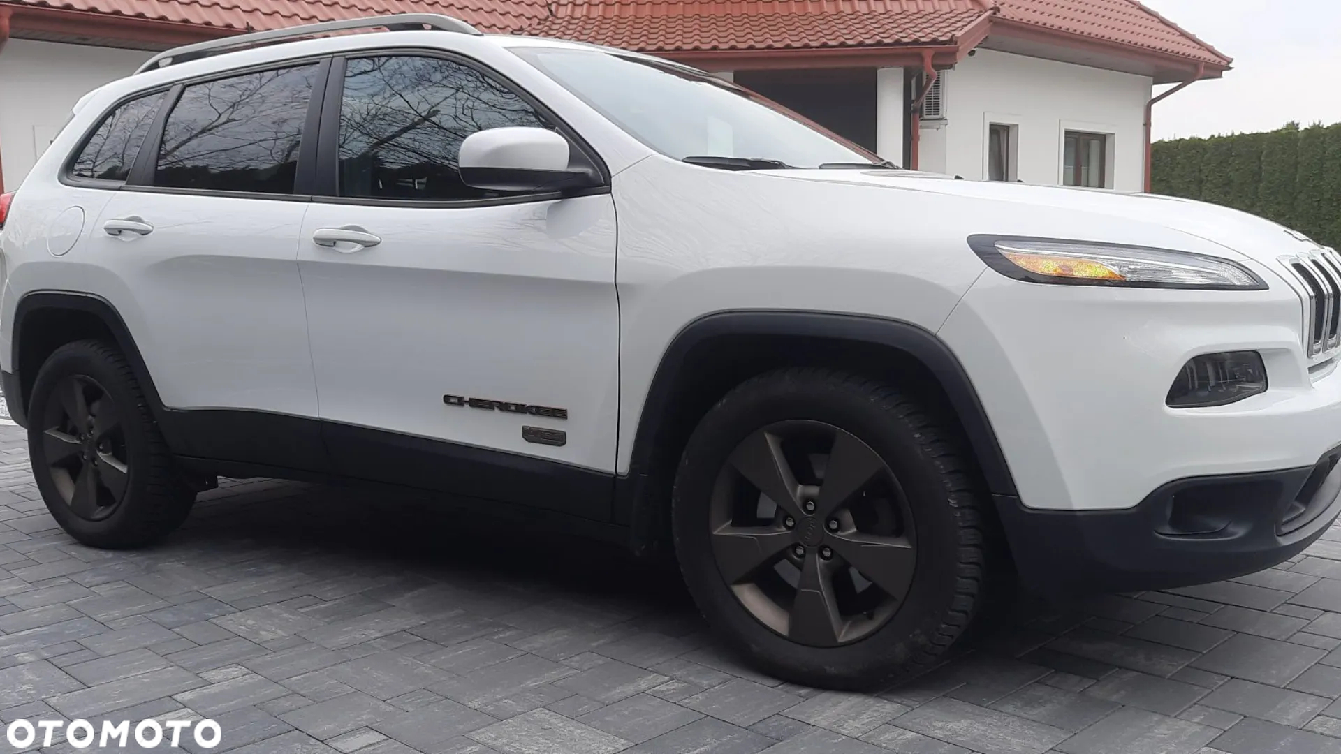 Jeep Cherokee - 7