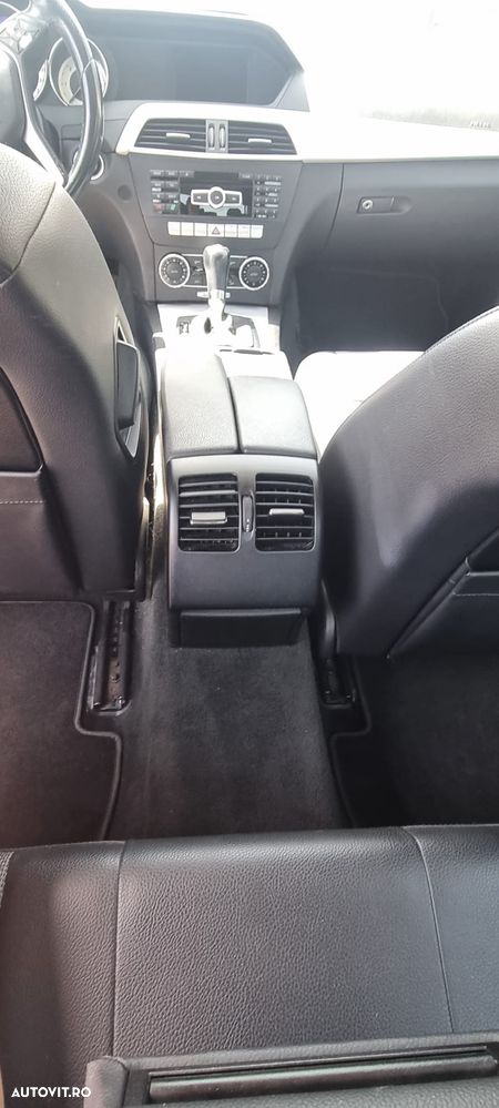 Mercedes-Benz C - 19