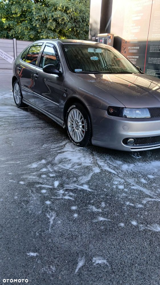 Seat Leon 1.9 TDI 150 Sport - 2