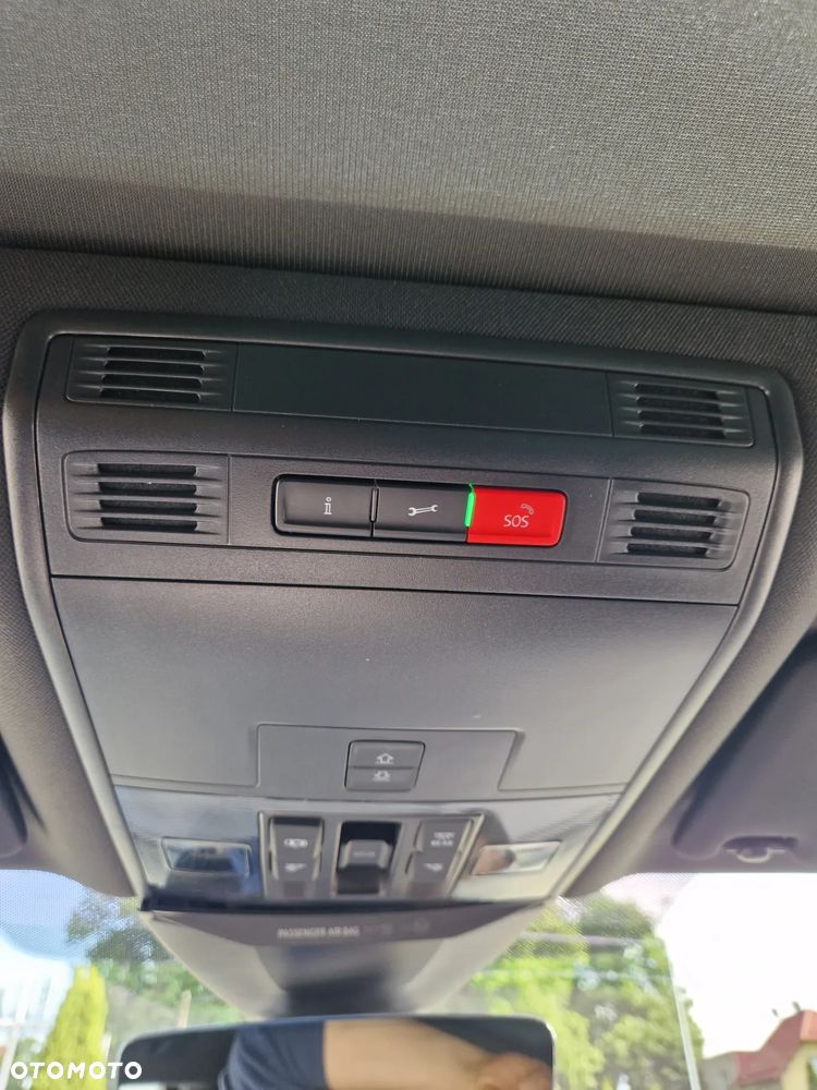 Volkswagen Passat 2.0 TDI SCR DSG Business - 10