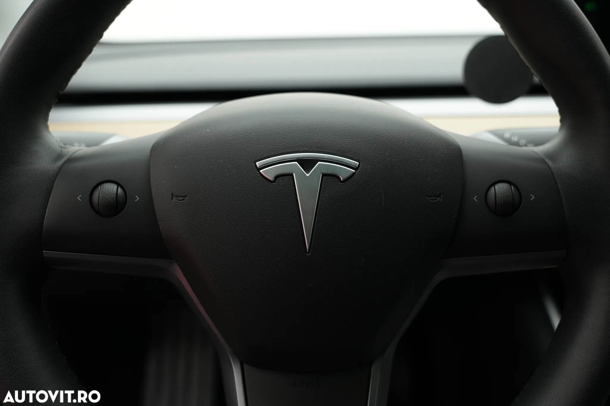 Tesla Model 3 Langstreckenbatterie Allradantrieb Dual Motor - 21