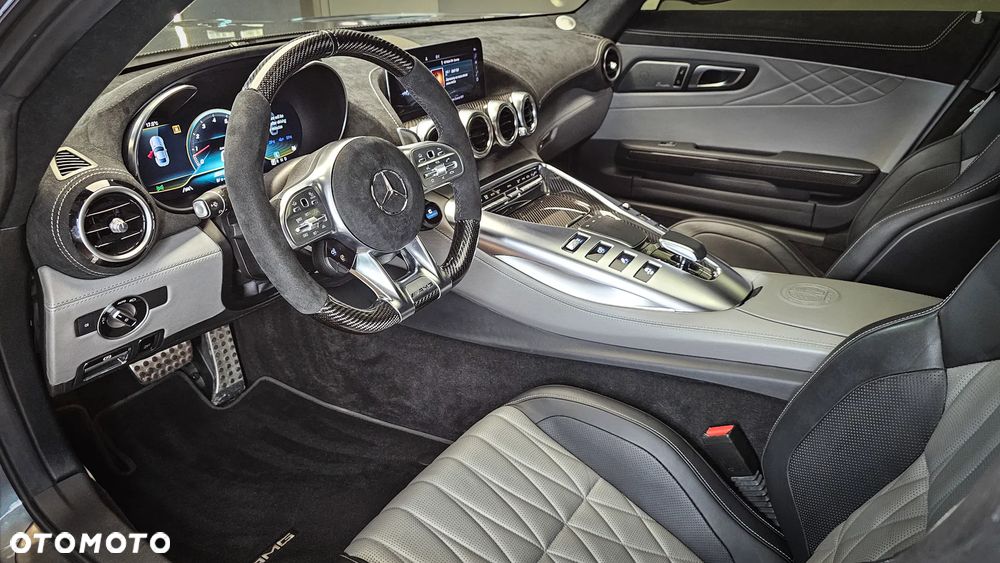Mercedes-Benz AMG GT - 23