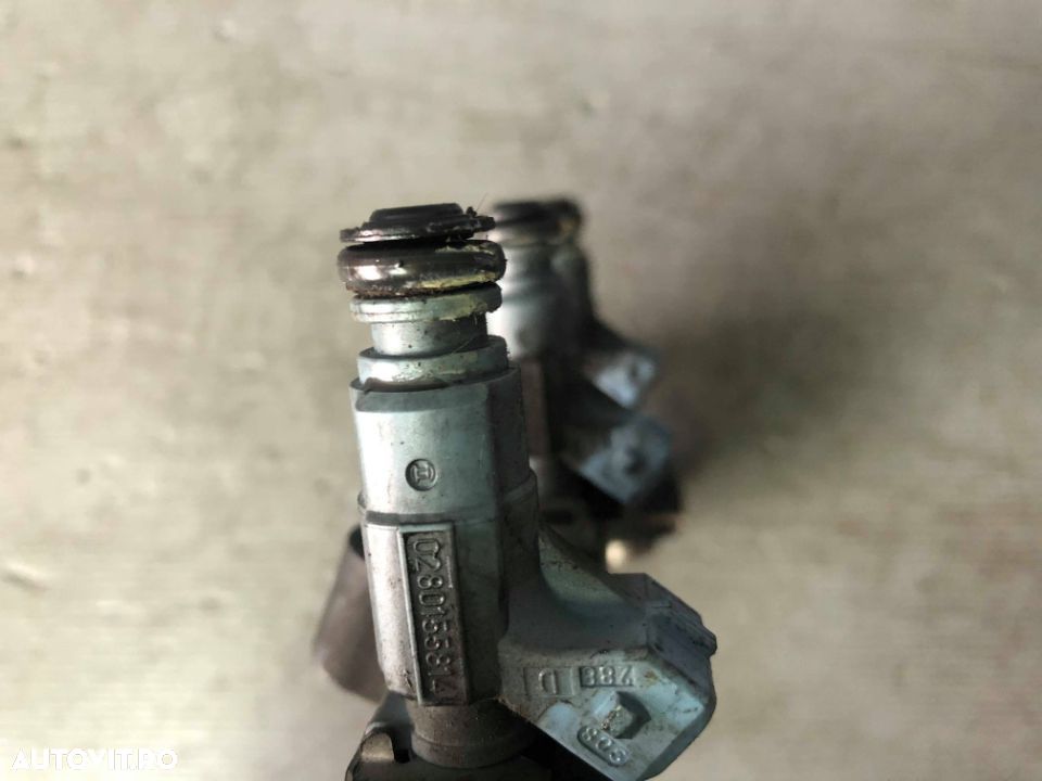 rampa cu injectoare   0.7 b smart fortwo cabrio roadster 2003-2007   ⭐⭐⭐⭐⭐ - 5