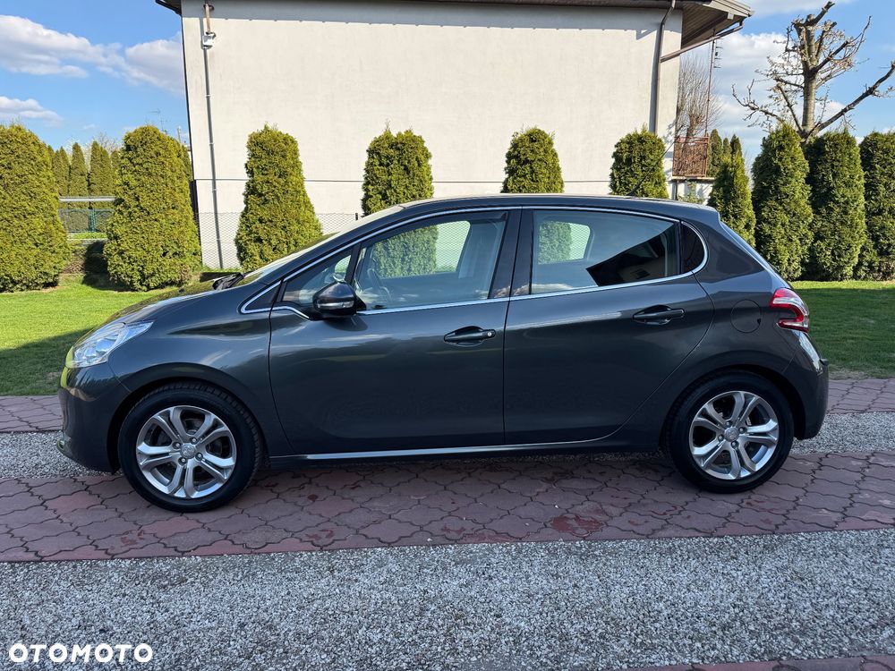 Peugeot 208 1.2 PureTech Allure - 5